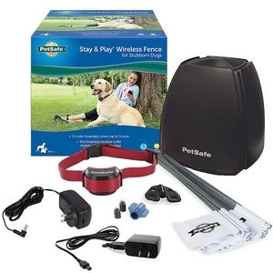 PetSafe Stay & Play® Wireless Fence with Waterproof Replaceable Battery Collar